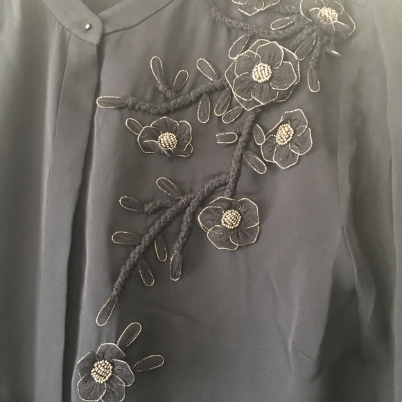 Floral Appliqué Silk Blouse - Picture 3 of 9